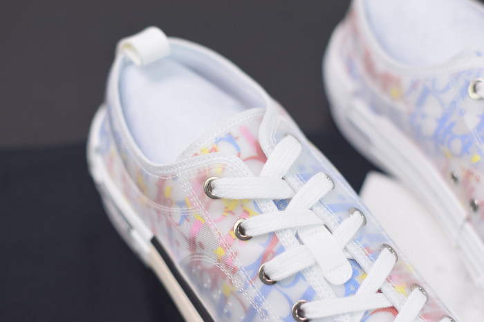 DR B23 OBLIQUE LOW TOP “CD Ghosting"