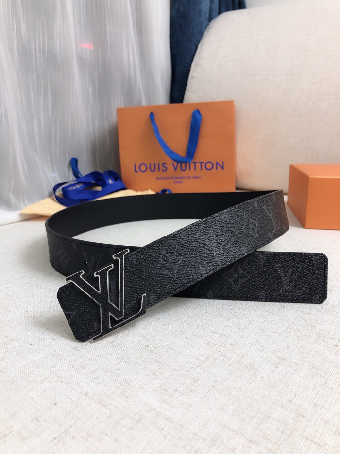 Loui Vuitto Belt-4CM