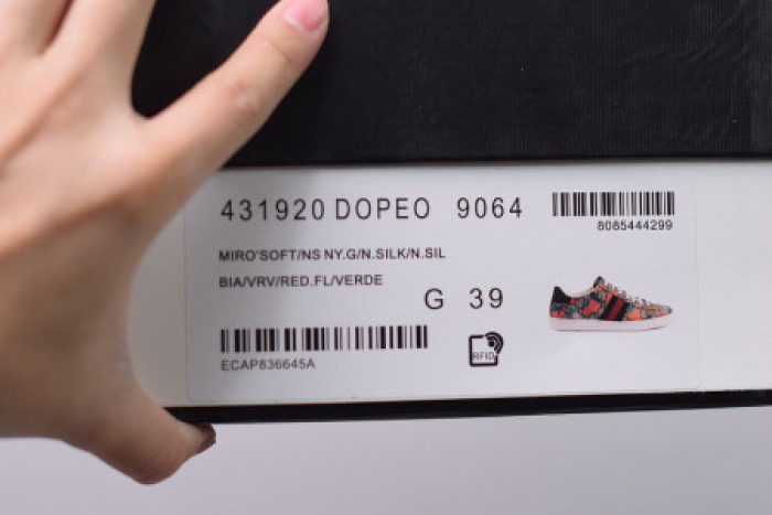 G*u*i ace embroidered low-top sneaker 431920 dopeo 9064