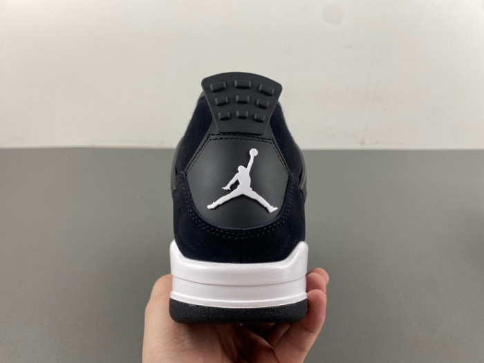 Air Jordan 4 Retro White Thunder FQ8138-001