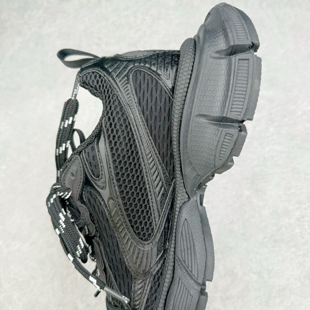 BALCIA 3XL Sneakers Black