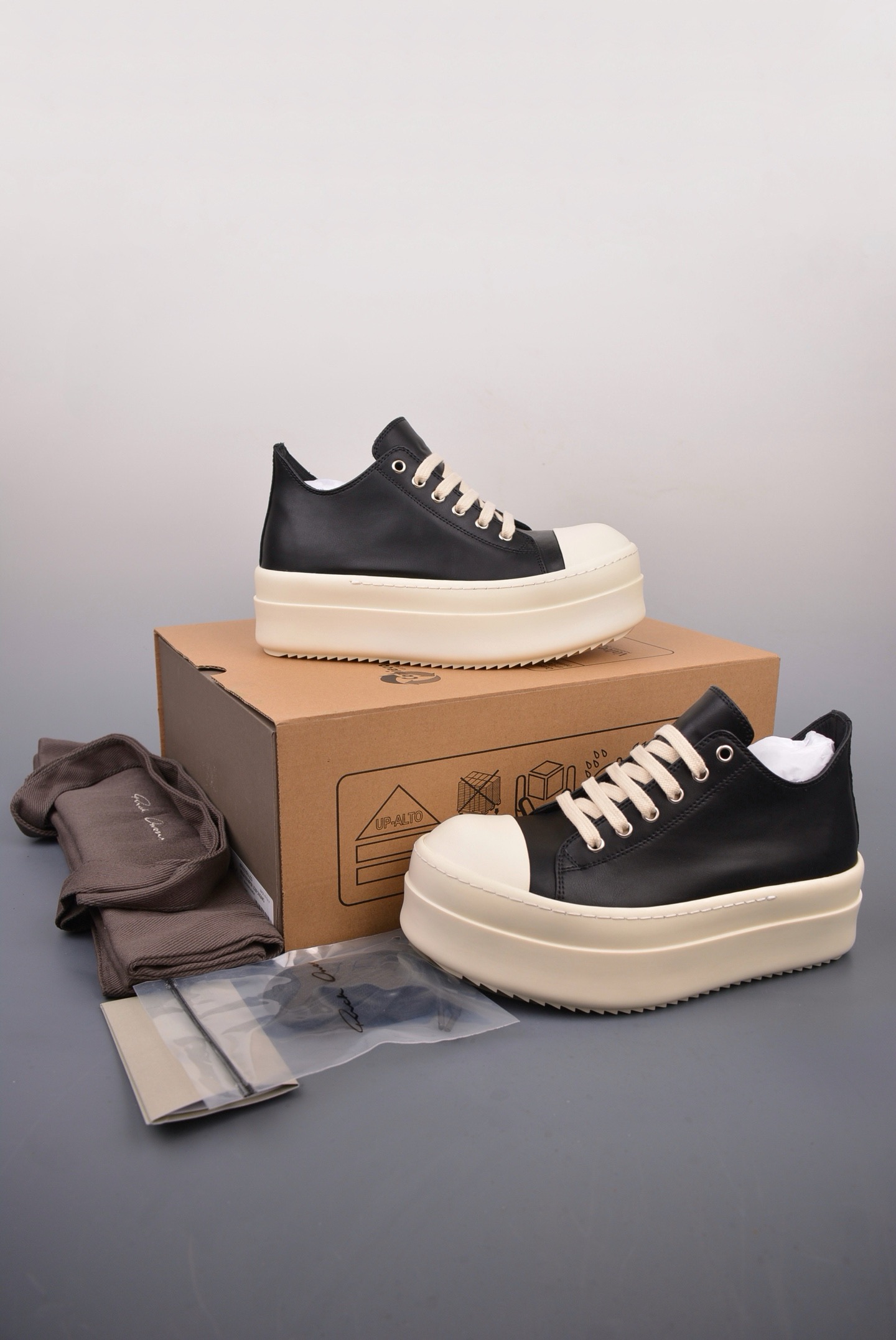 Rick Owen.s Sneaker