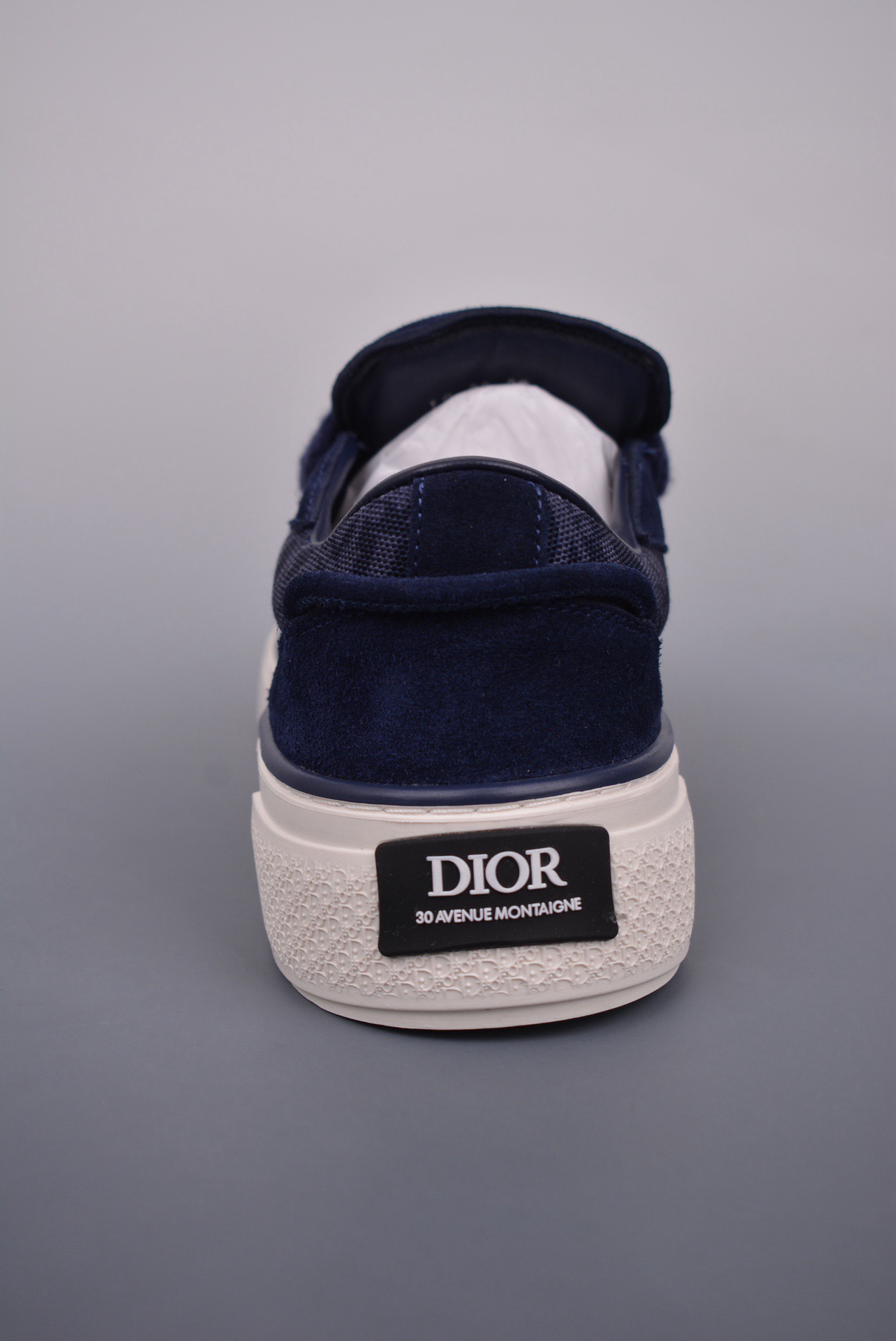 DR B33 SNEAKER