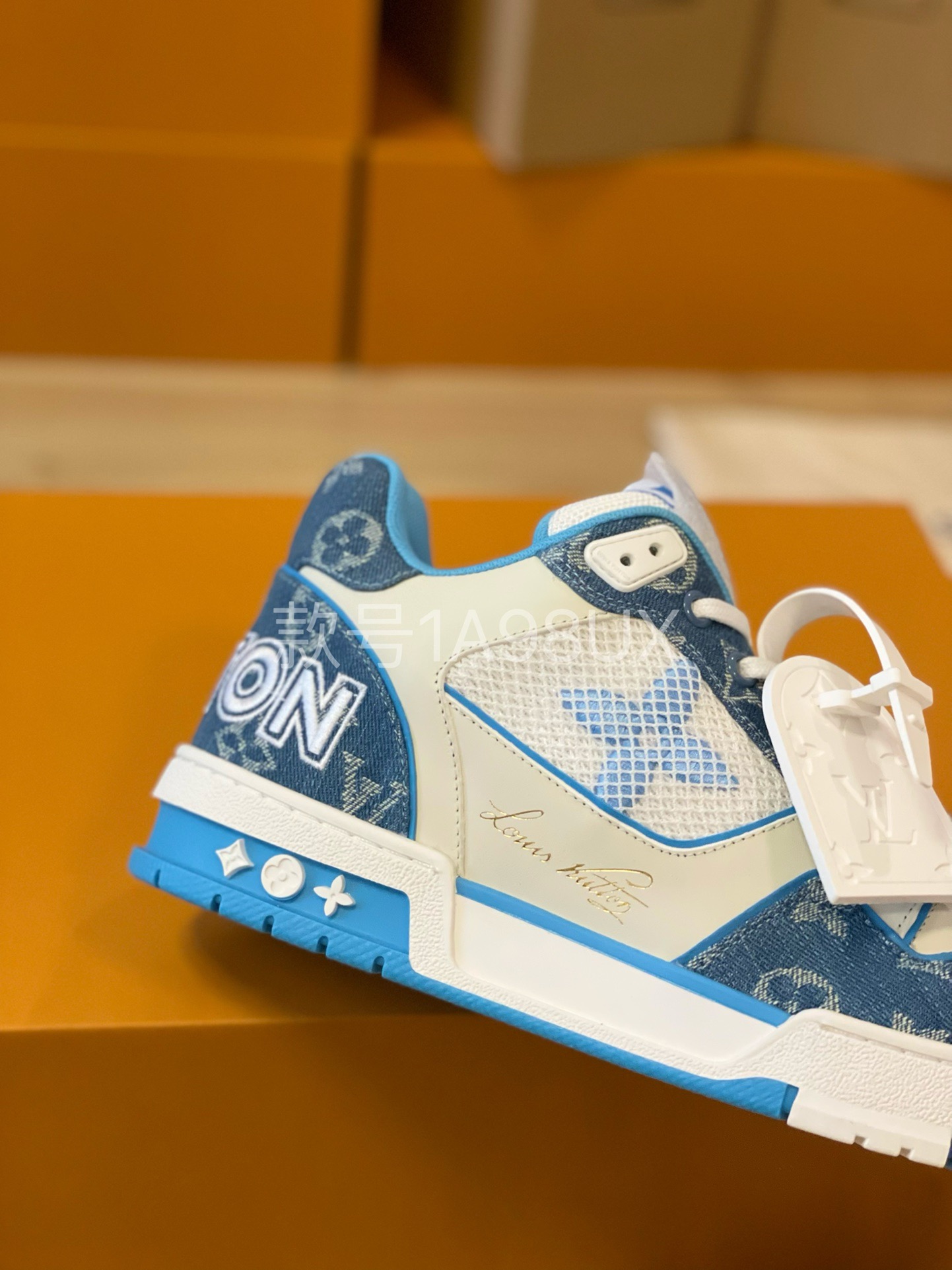 Loui Vuitto TRAINER SNEAKER